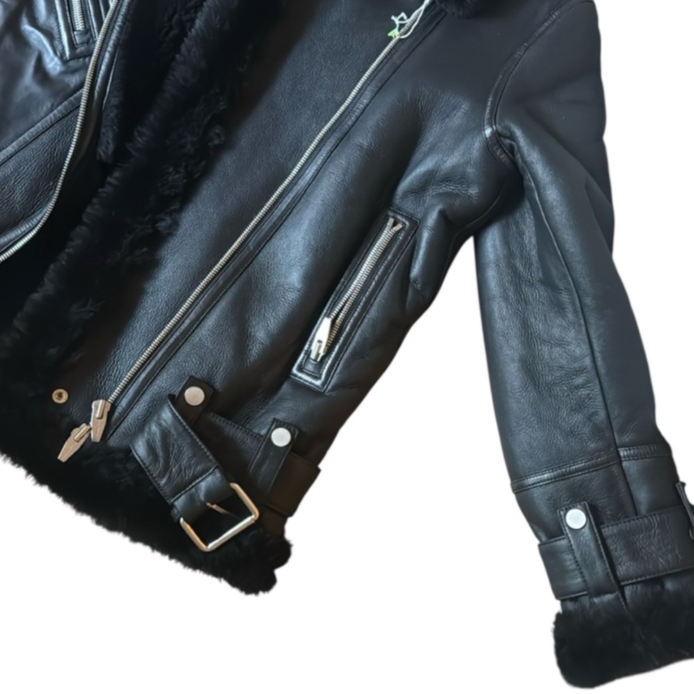 THE ARRIVALS Rainier Pebbled
Lamb Leather Jacket w/ Removable Fur Collar, XS - Picture 5 of 16
